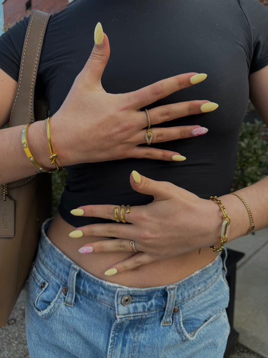 BUCKLE ME RING (GOLD)